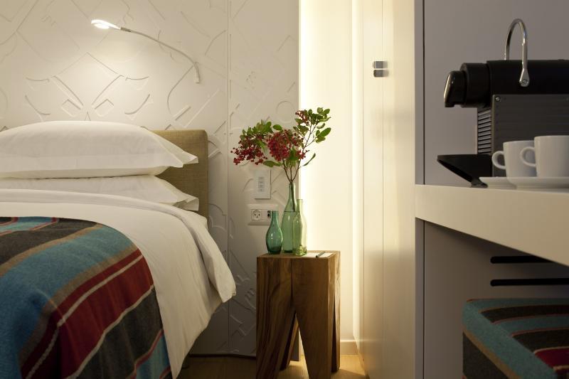 Mendeli Street Hotel Tel Aviv Buitenkant foto