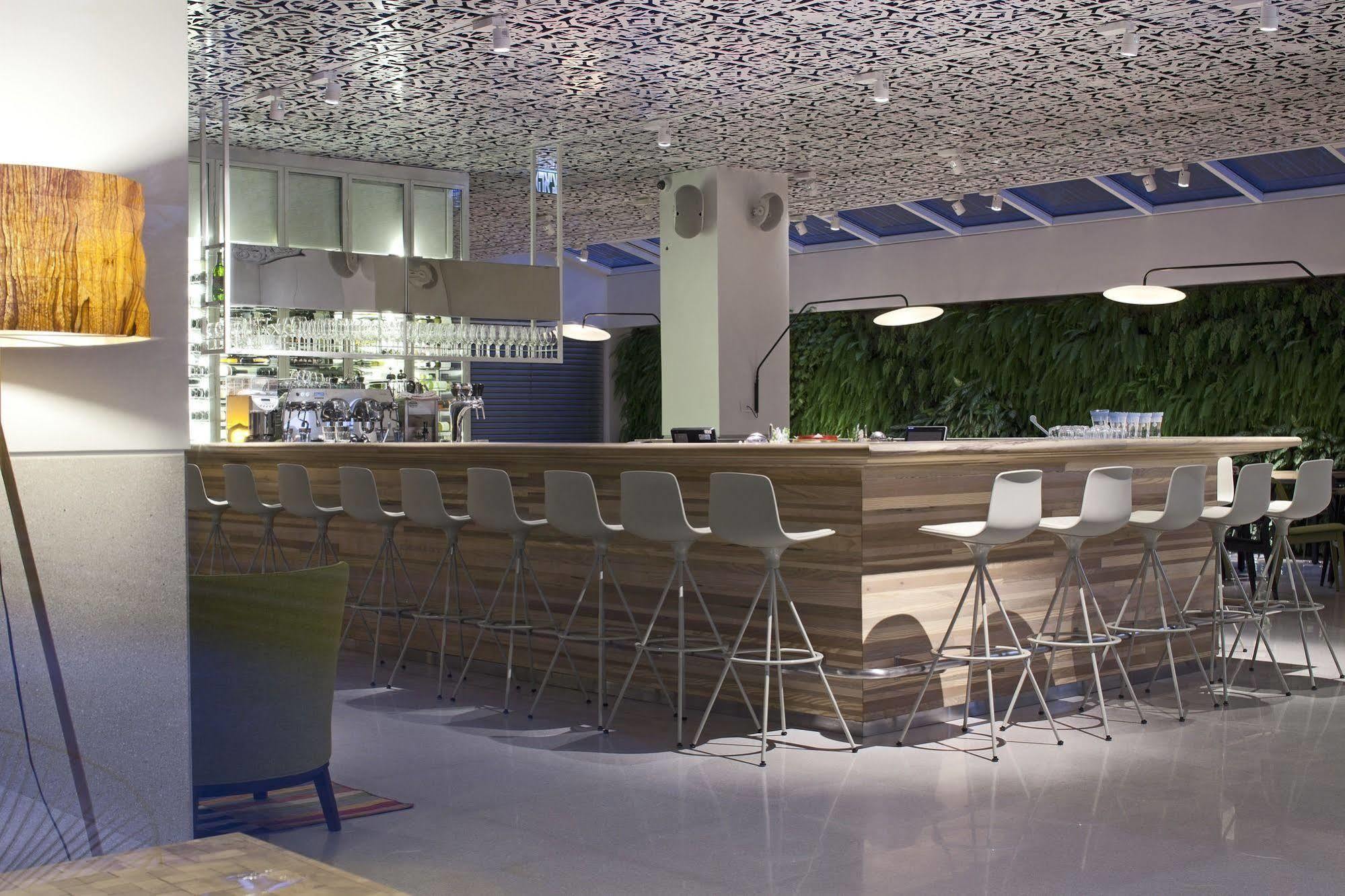 Mendeli Street Hotel Tel Aviv Buitenkant foto
